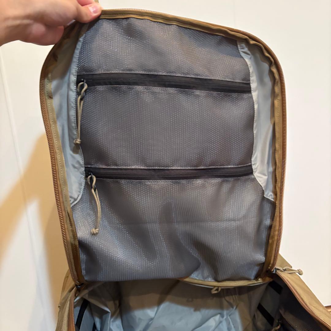 MYSTERYRANCH ミッションウィリー 80L キャリーケース ベージュ