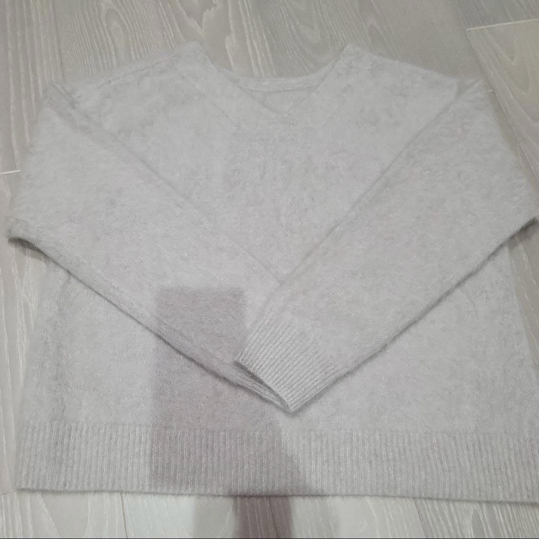 ライトグレーFOXカシミヤ Vネック ニットセーター