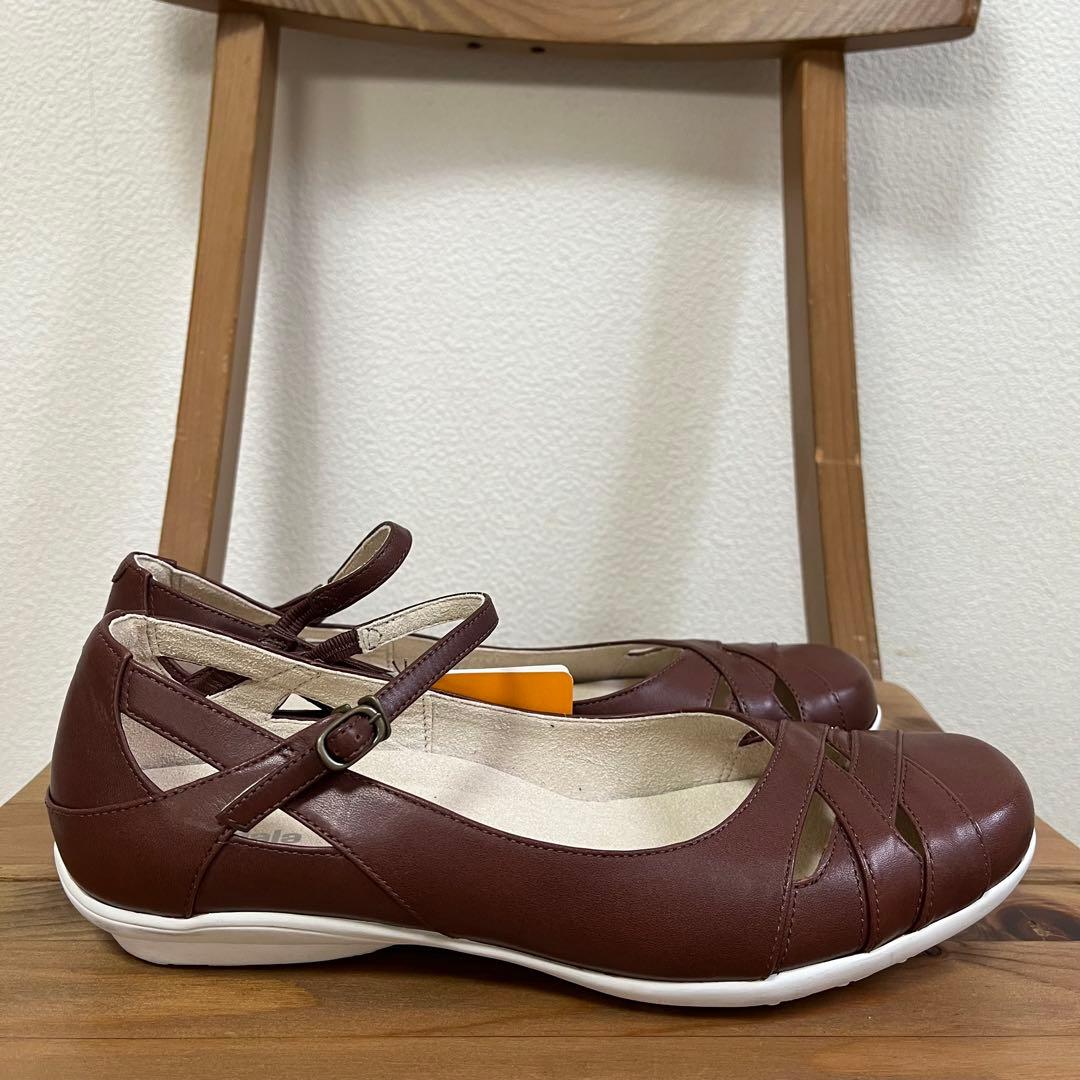 極美品✨ pedela ペダラ　アシックス　パンプ　アンクルストラップ　24.5