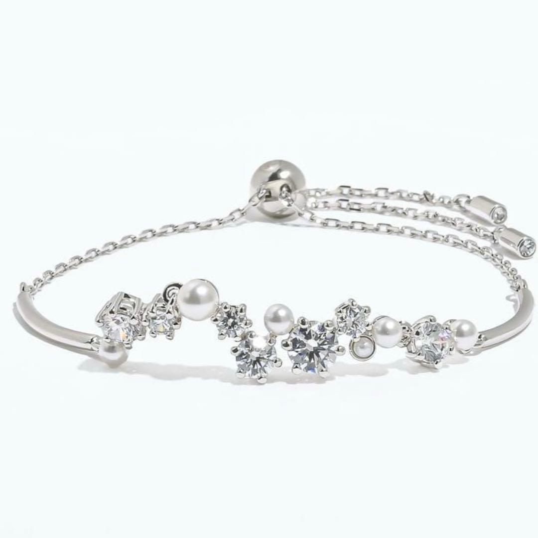 SWAROVSKI スワロフスキー 2025 コンステラブレスレット