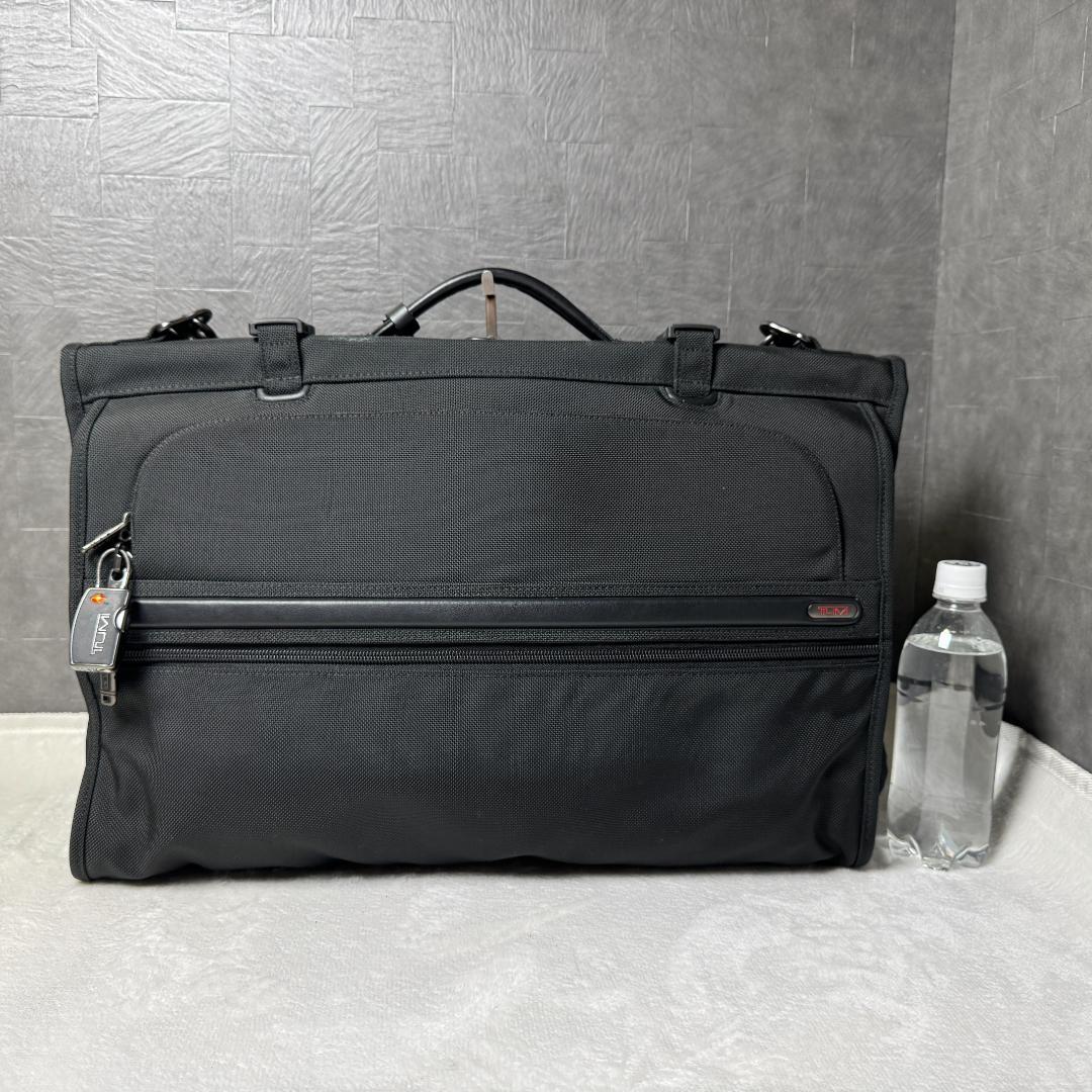 TUMI ビジネスバッグ ガーメントバッグ　旅行　ビジネス　ダイヤルロックあり
