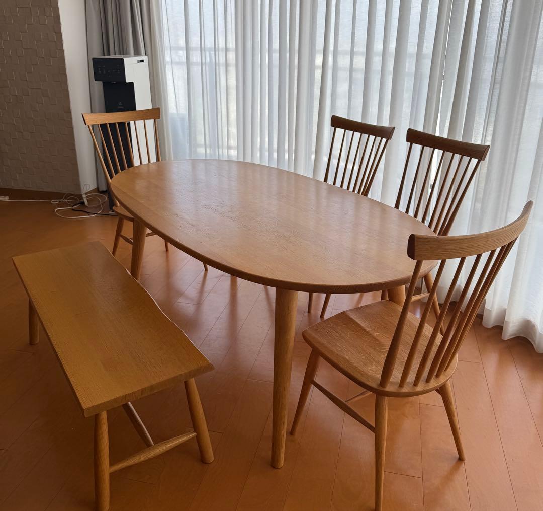 ジャム　ダイニングテーブルセット　テーブル、椅子4つ、ベンチ