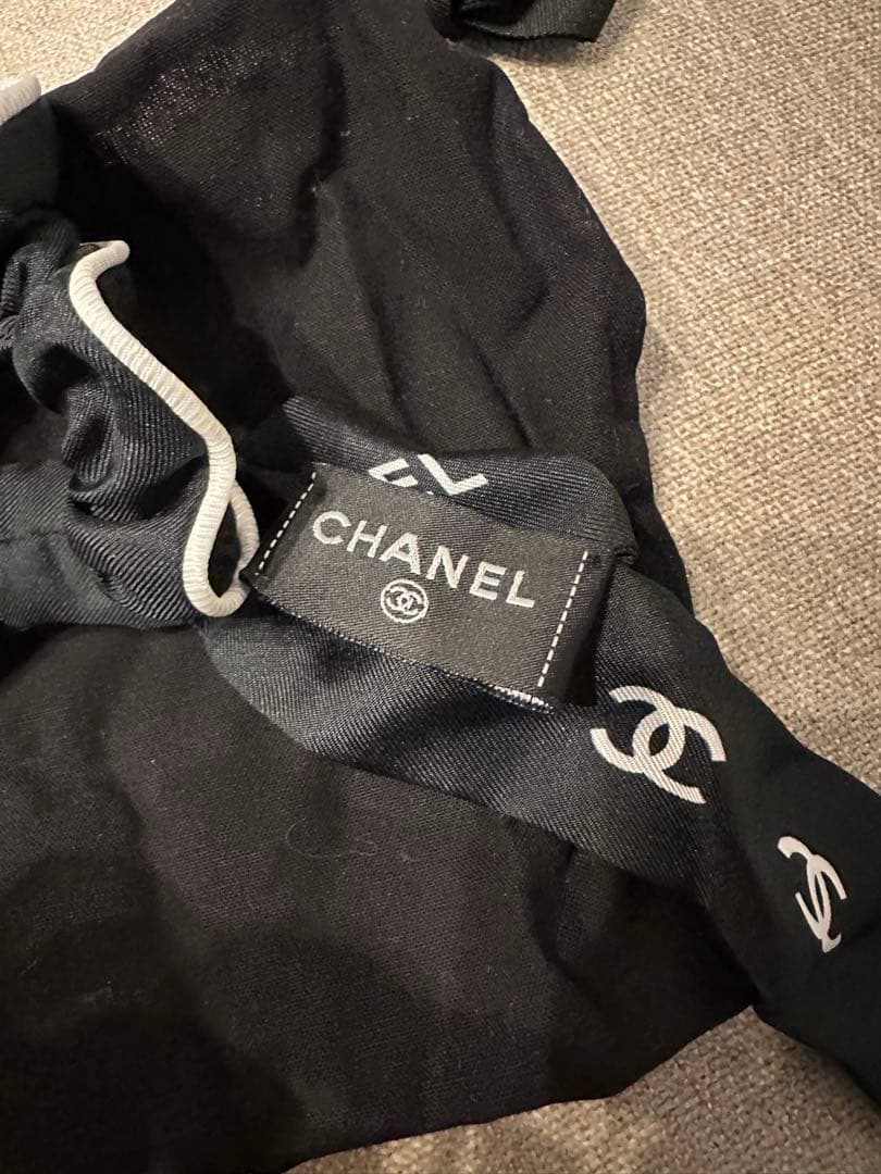 CHANEL リボン付きシュシュ　ヘアゴム ブラック