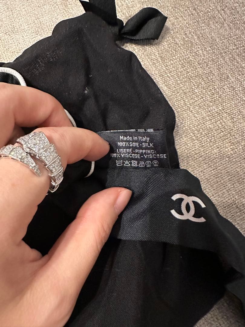 CHANEL リボン付きシュシュ　ヘアゴム ブラック