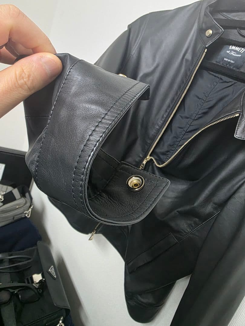 エンメティ ユリ ゴールドジップ 46 giappone