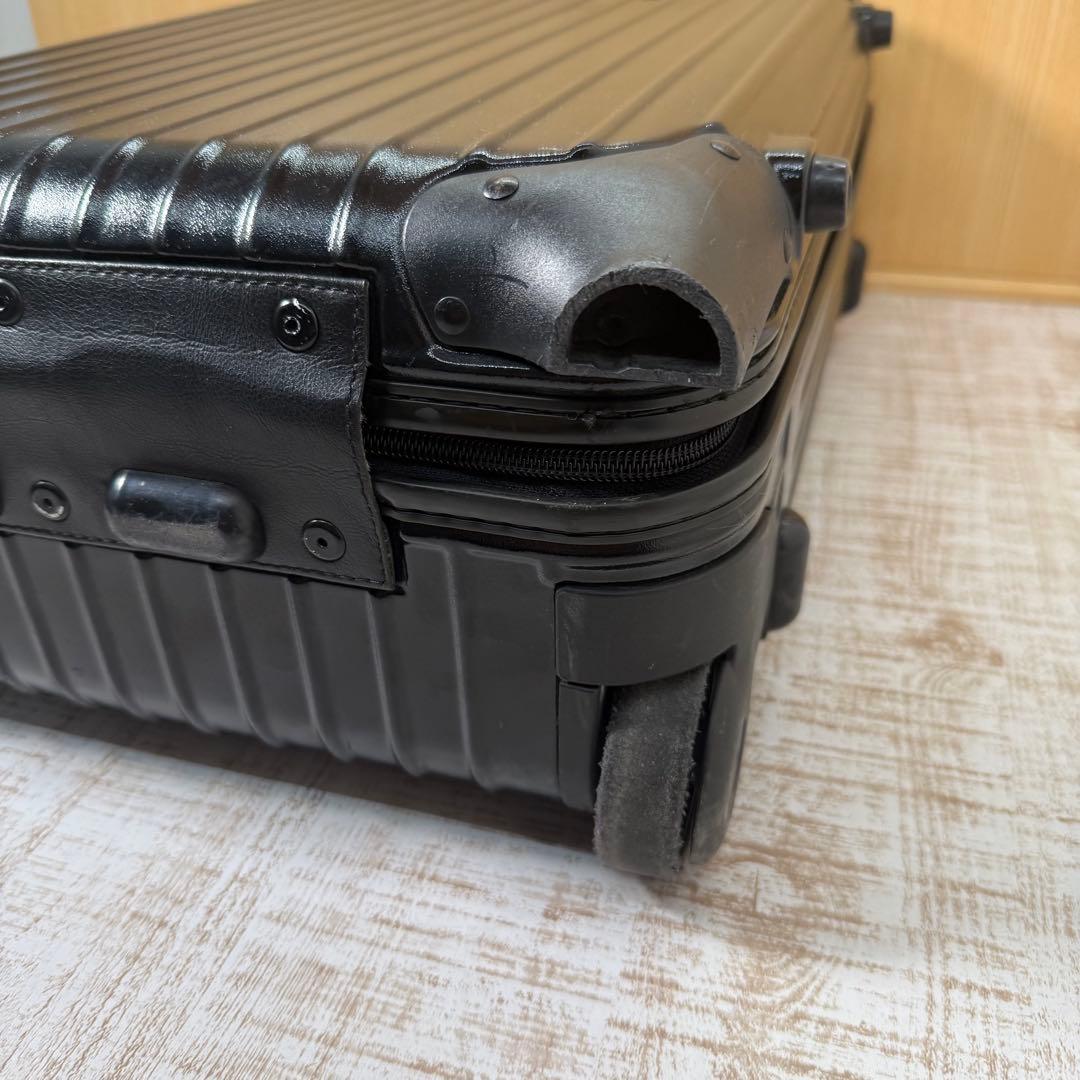 廃盤 リモワ サルサ 35L 機内持ち込み 2輪 マットブラック キャビン