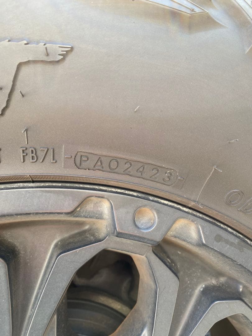 ジオランダーx-at 285/70R17 4本出品　送料無料　1