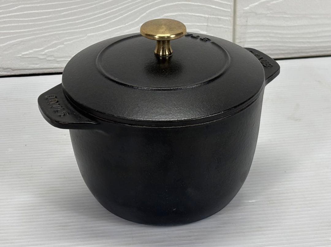 ⭐︎staub ストウブ ラ ココット de GOHAN ブラック M 16cm