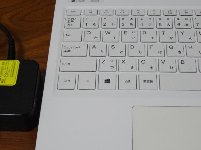 NECノートパソコン PC-GN212RGAH　i3 SSD128GB