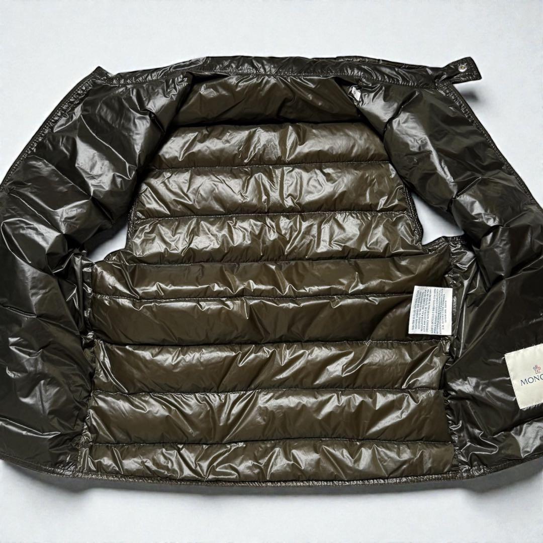 MONCLER GUI ダウンベスト ナイロン ライトダウン