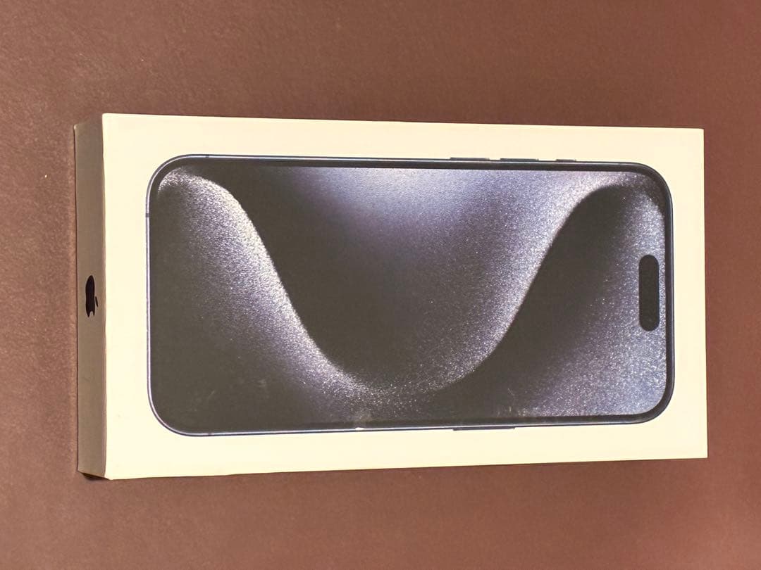 【ビサル】Apple iPhone 15 Pro