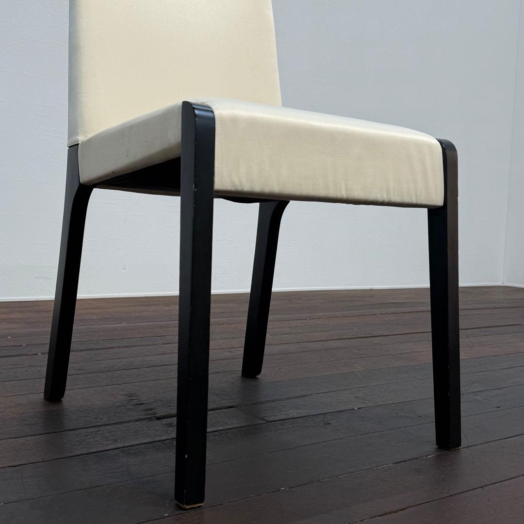 H110K54d Cassina IXC GINGER ダイニングチェア
