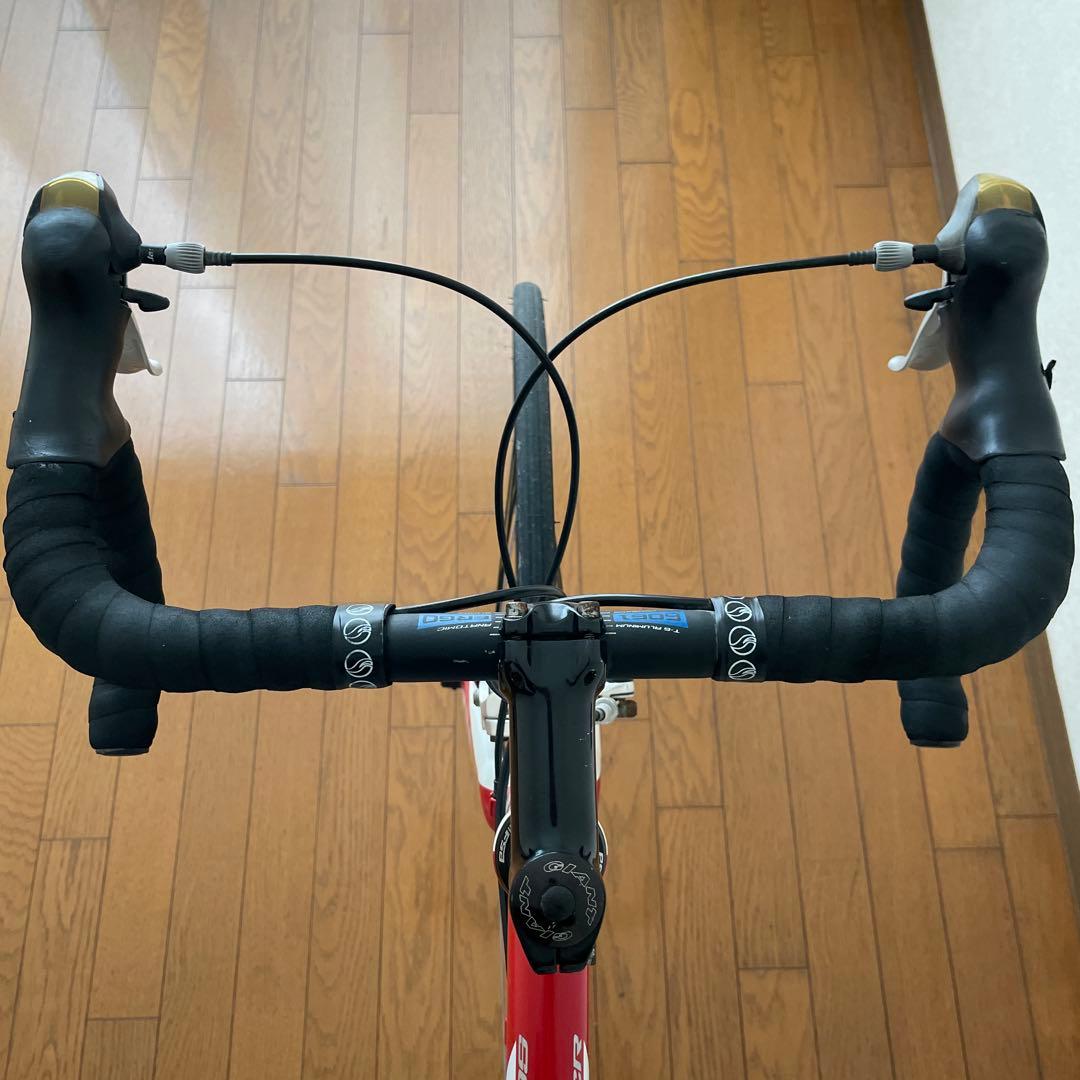 GIANT レッド ロードバイク SHIMANO