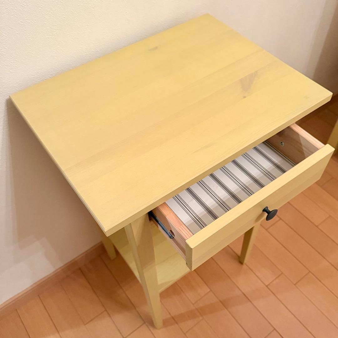 ② IKEA HEMNES イケア ヘムネス サイドテーブル イエロー