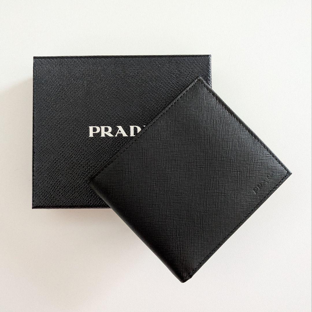 【新品・未使用】PRADA プラダ メンズ 二つ折り財布 SAFFIANO ネロ