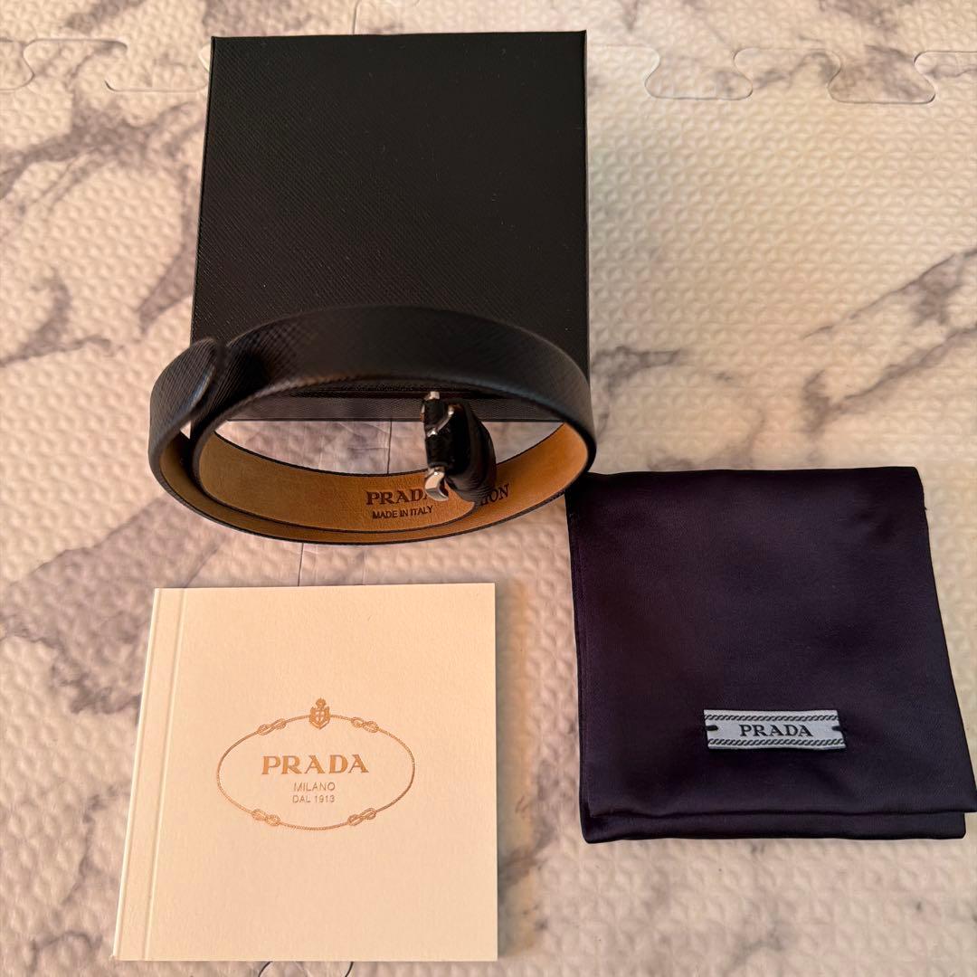 PRADA プラダ　レザーブレスレット　新品未使用