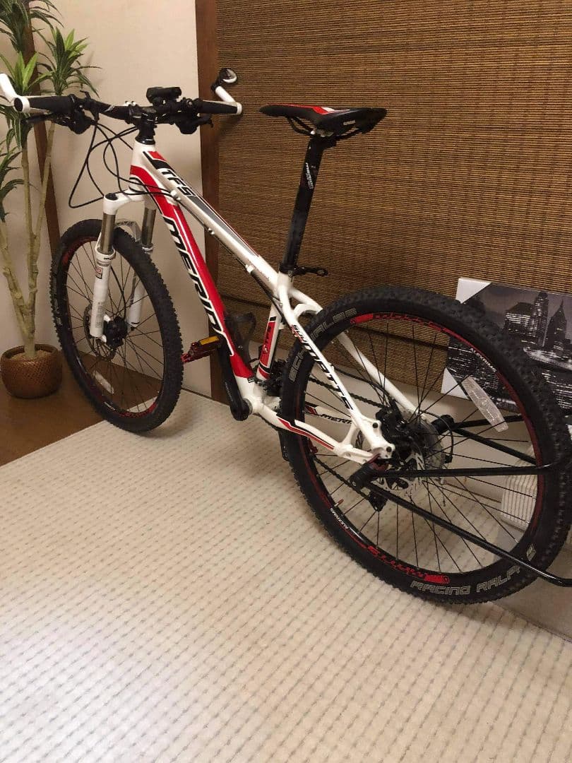 メりダ900 マウンテンバイク/ロードバイク 自転車