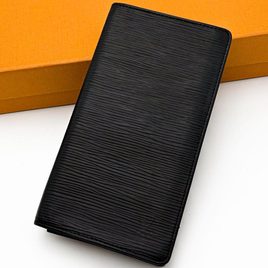 ルイヴィトン エピ ポルトカルトクレディ ノワール 長財布 お札入れ 二つ折り