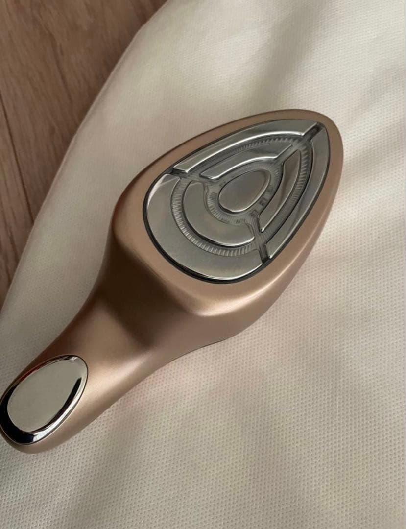 ME ラボンエクラ 美顔器 IKKO 美品