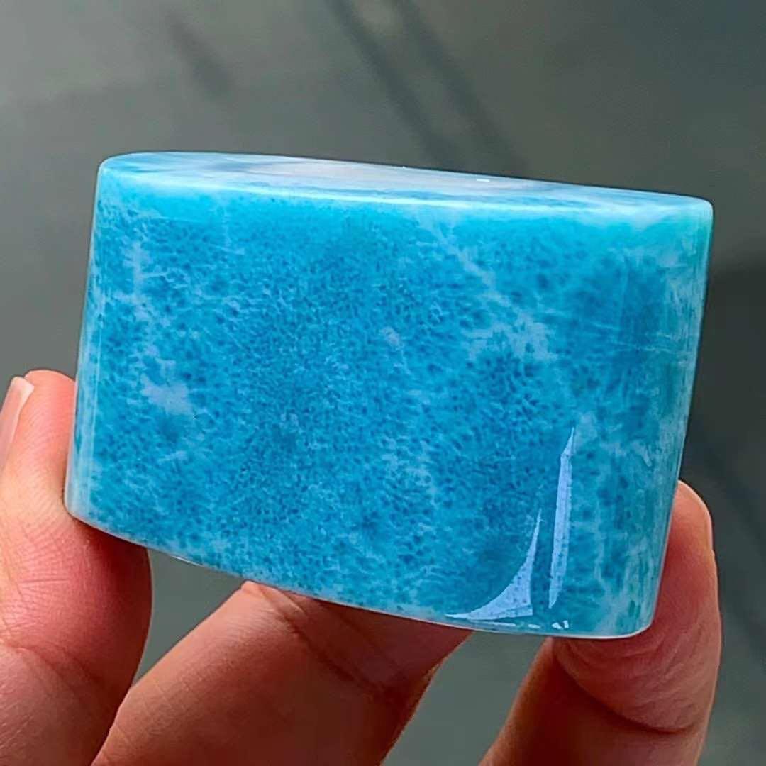 133g 天然無処理　ラリマー  置物(原石)