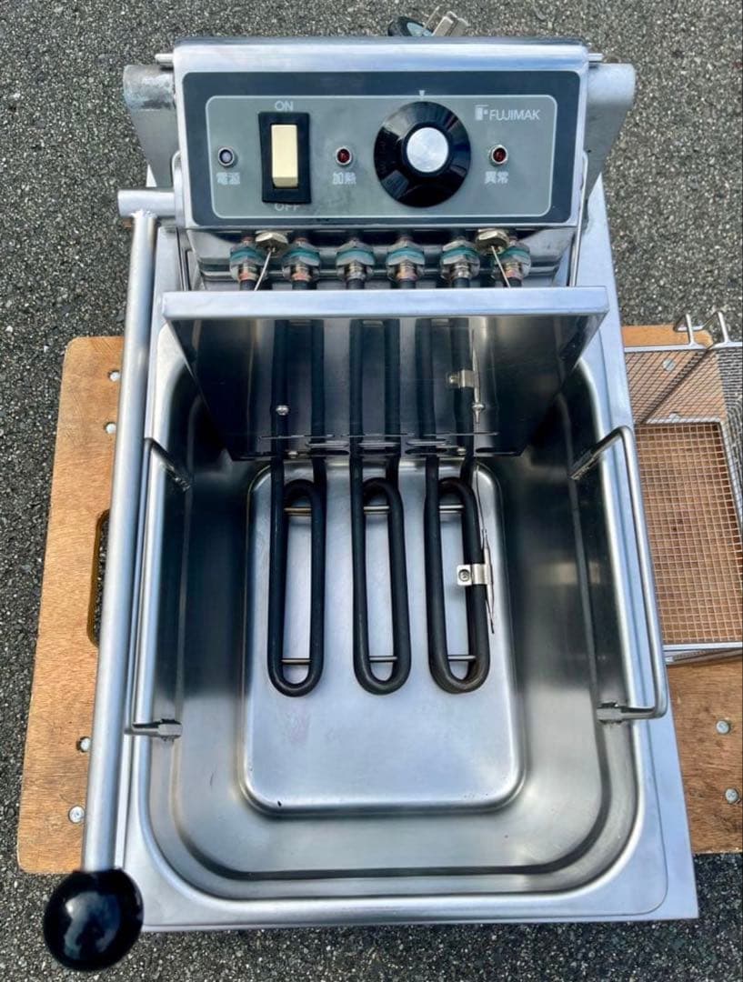 【フジマック】業務用 卓上電気フライヤー 3相200V 8リットル