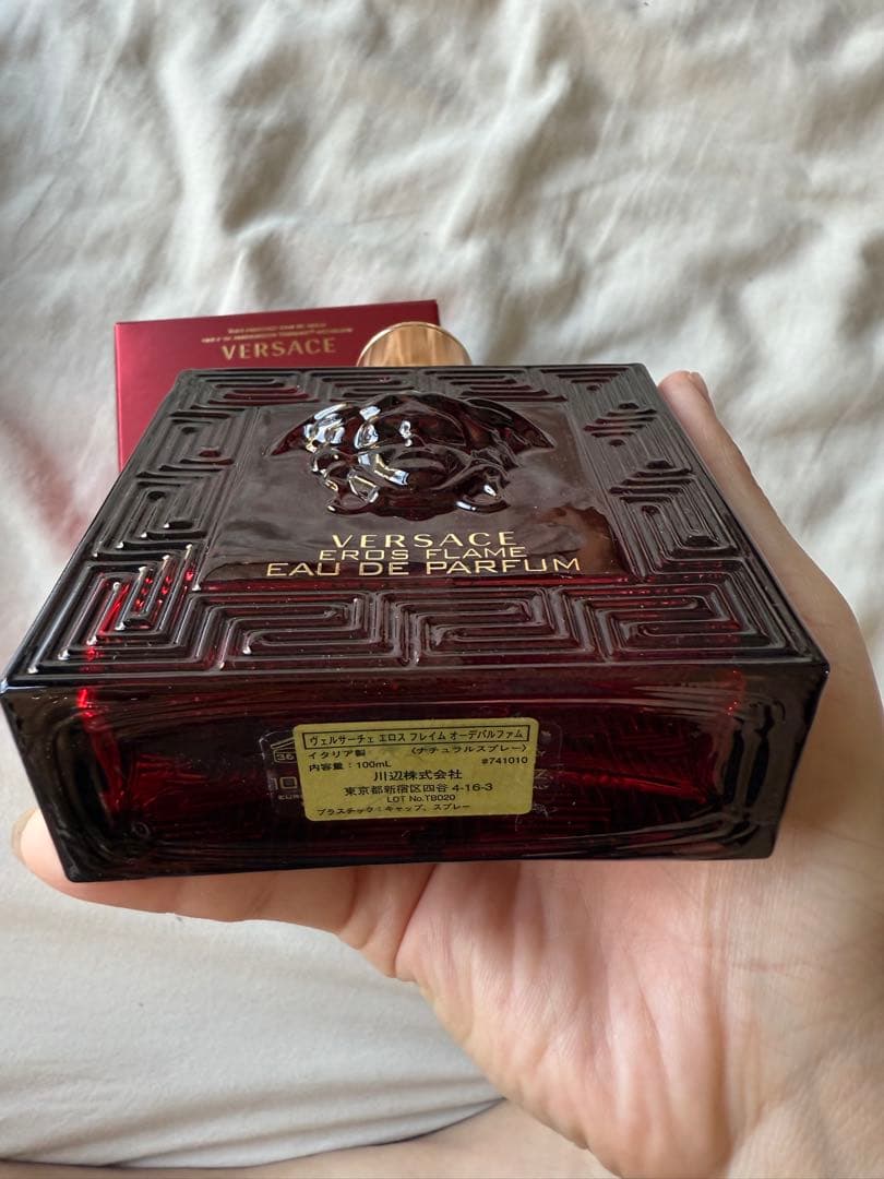 ヴェルサーチェ　エロス　フレイム　オーデパルファム　100ml