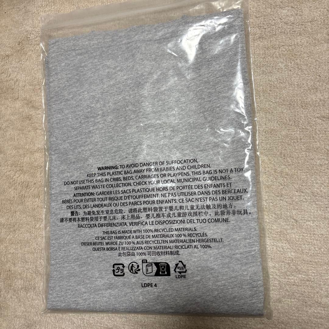 新品未使用　Supreme Small Box Tee