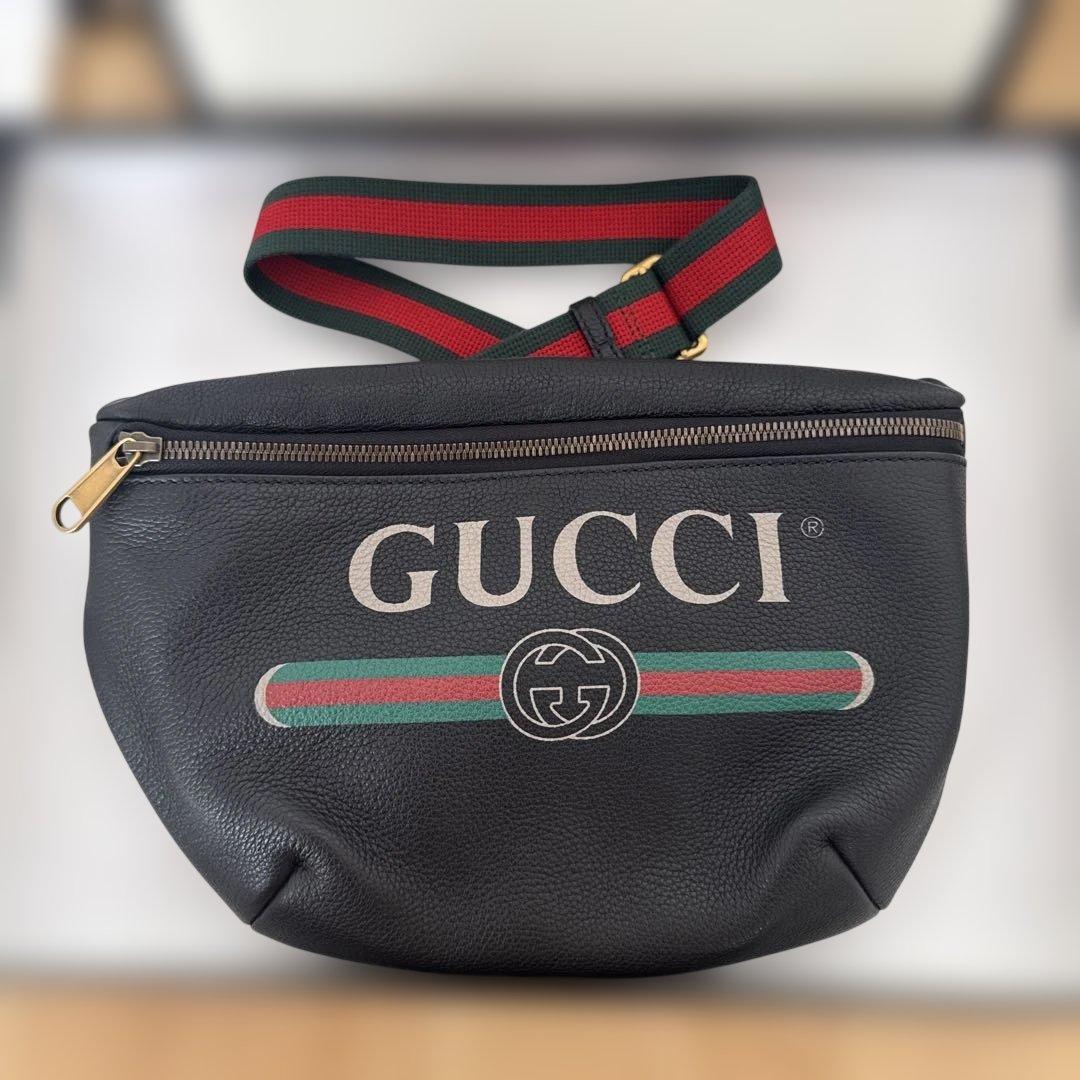 GUCCI レザー ボディバッグ ウェブライン