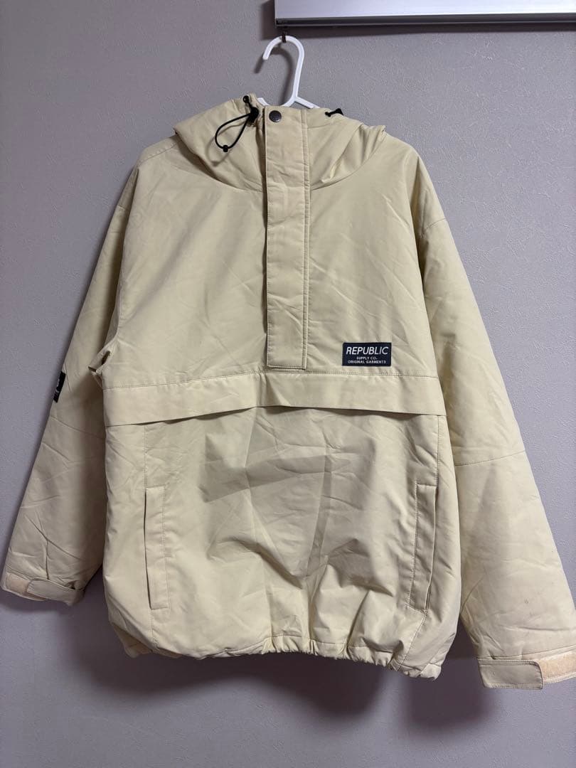 REPUBLIC セットアップ　スノーボードウェア
