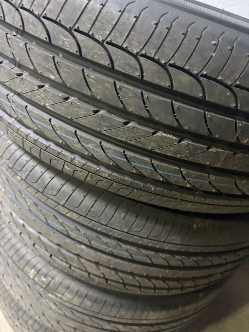 新車外し　ノーマルタイヤ　205/60r16