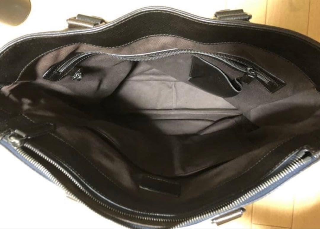 チャトラ) Salvatore Ferragamo トートバッグ