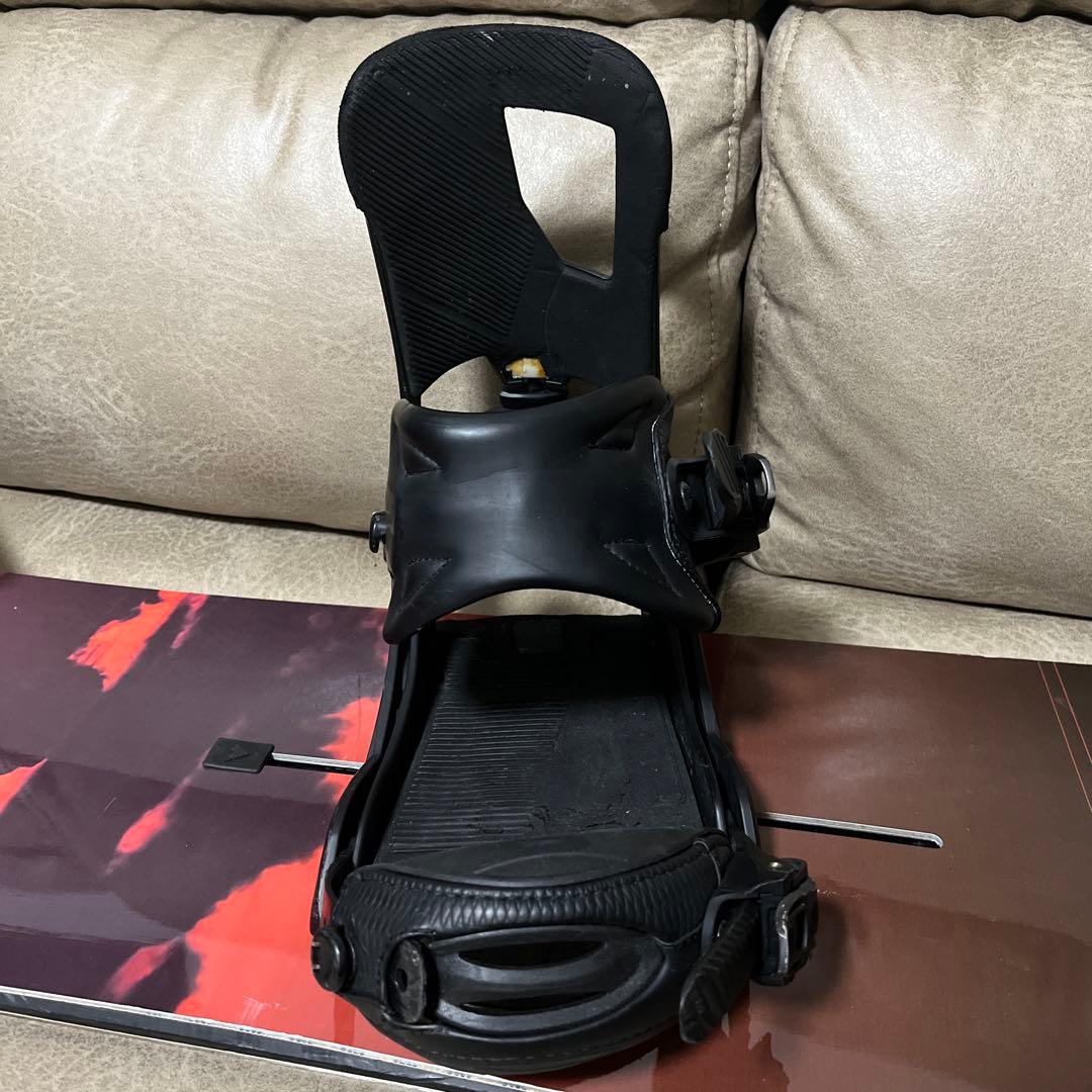 BURTON CUSTOM FV 154 × BURTON CARTEL M
