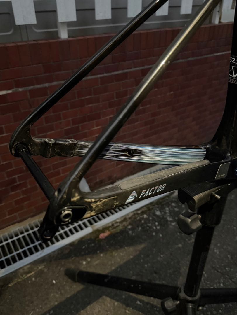 factor ostro vam フレームセット　BB
