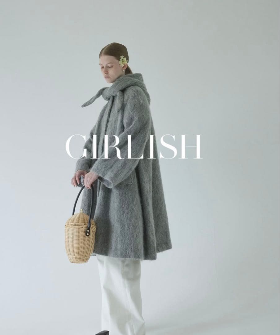 今月末まで　girlish St.cecilia シャギーコート