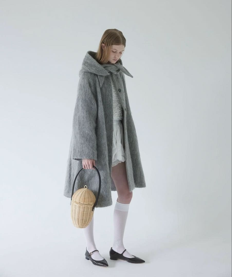 今月末まで　girlish St.cecilia シャギーコート