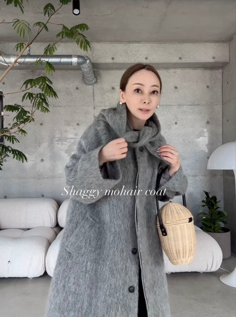 今月末まで　girlish St.cecilia シャギーコート