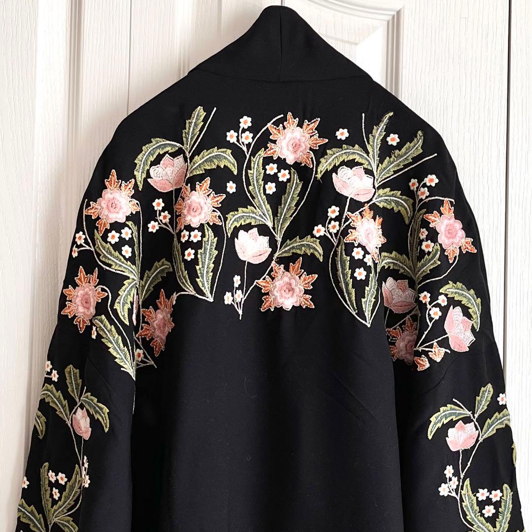 ★ゆったり★ ザラ　ZARAtrf ガウン ジャケット　刺繍　XL〜2XL相当