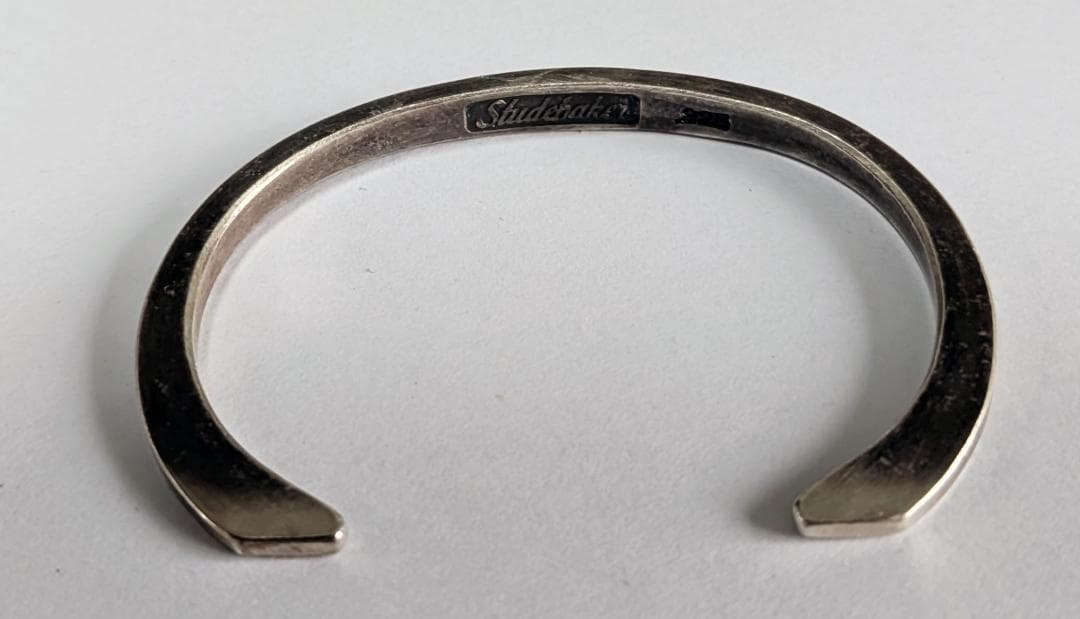 アクセサリー STUDEBAKER LS Hawk Cuff Work Patina