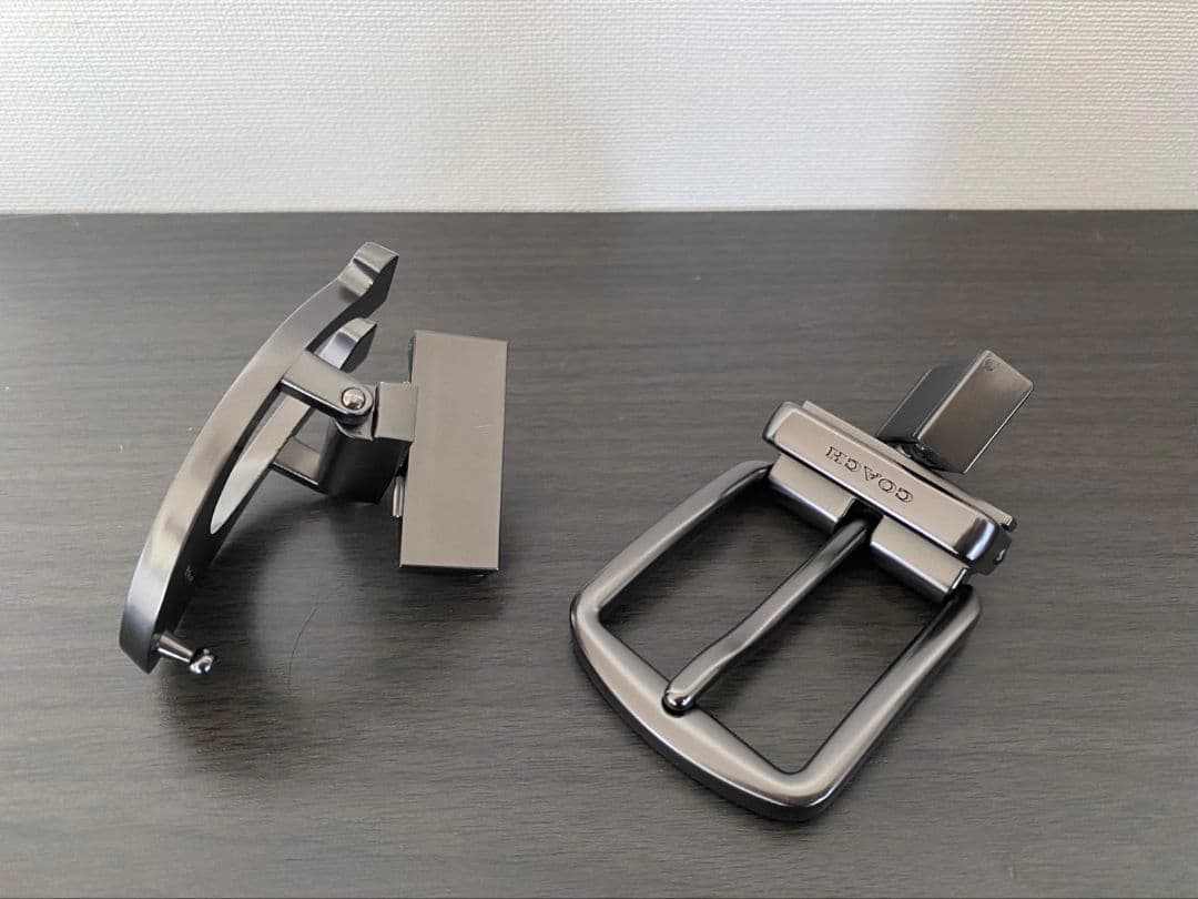 SALE♪コーチ　新品　リバーシブル　バックル回転シグネチャーベルトセット