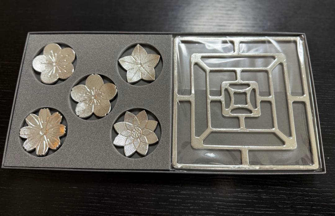 NOU SAKU 花形箸置き、カゴセット