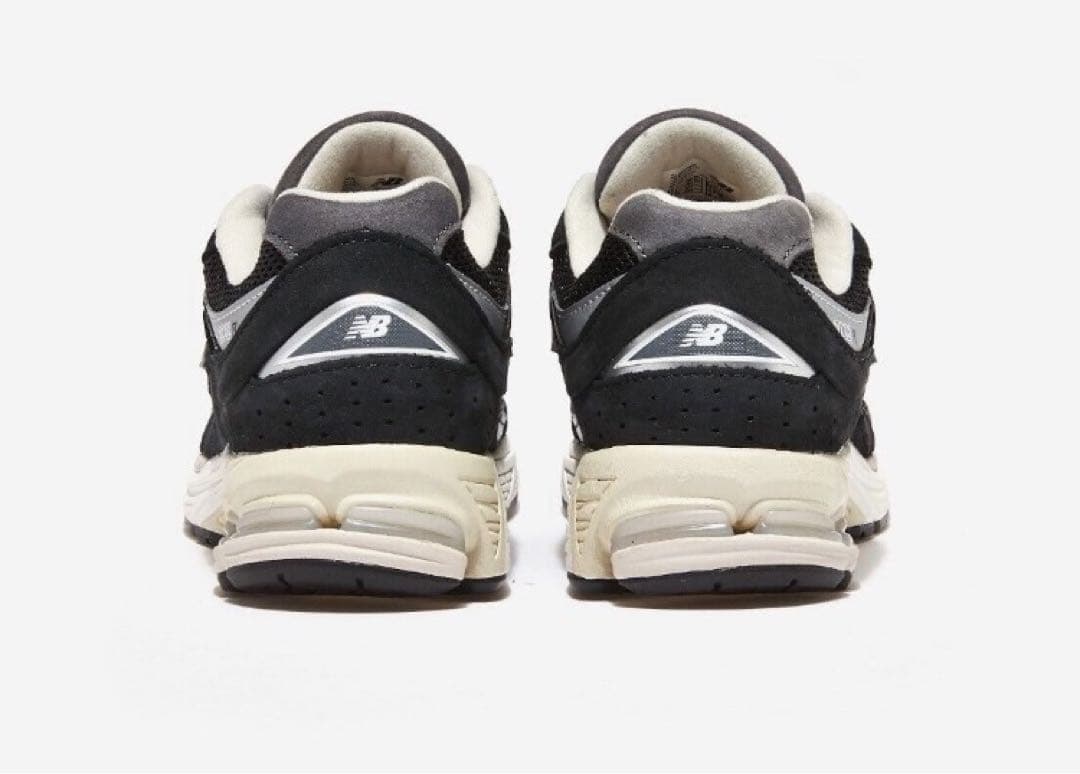 ニューバランス　M2002RNC 24㎝
