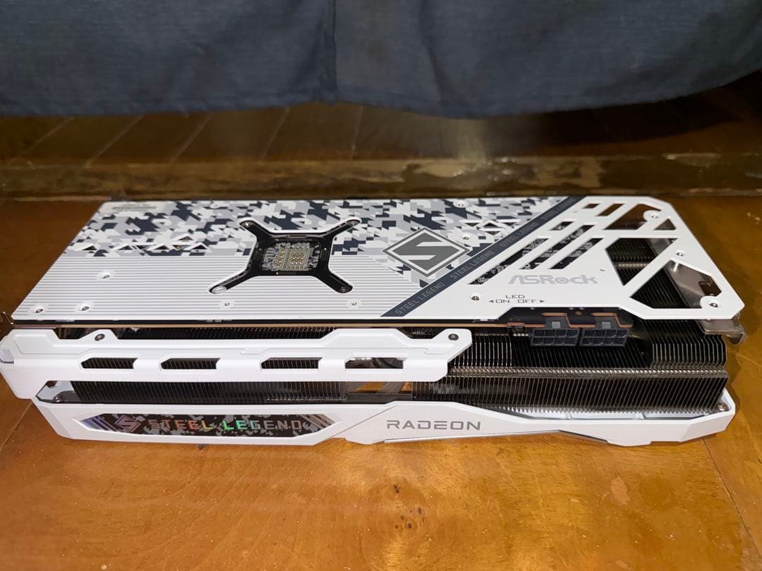 【美品】【実動品】ASRock RX7800XT Steel legend OC