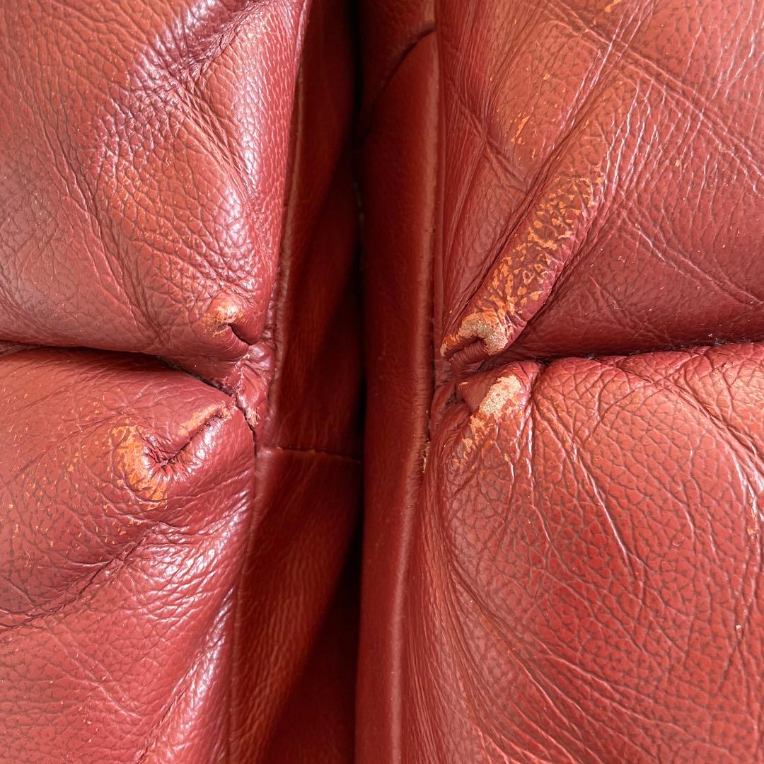 赤いレザー3人掛けソファ　リクライニング付き