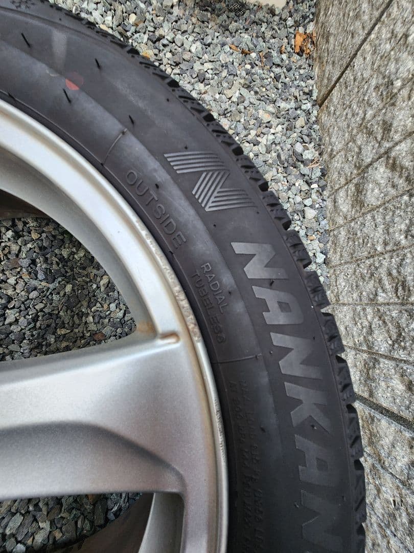 「まき」215/50R17 スタッドレスタイヤ ホイール付き