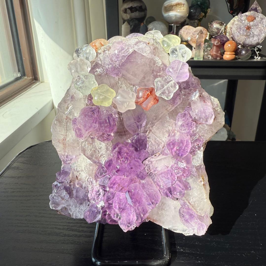 天然石アメジストの原石　置物　鉱物NO.101405