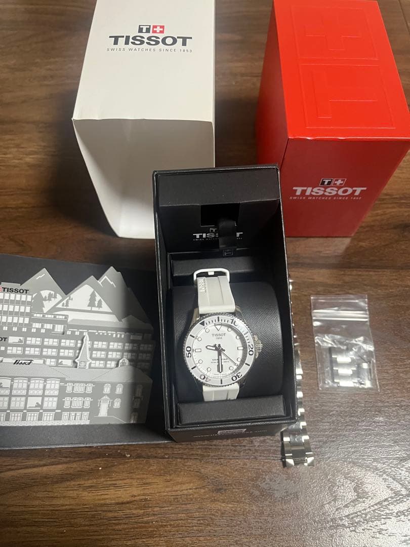 美品！！ティソ　シースター1000　36mmクォーツ　白　デイト表示　替えベルト