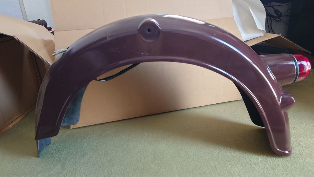 YAMAHA　SR400用　リアフェンダー　シックデザイン　「クラシックフェン…