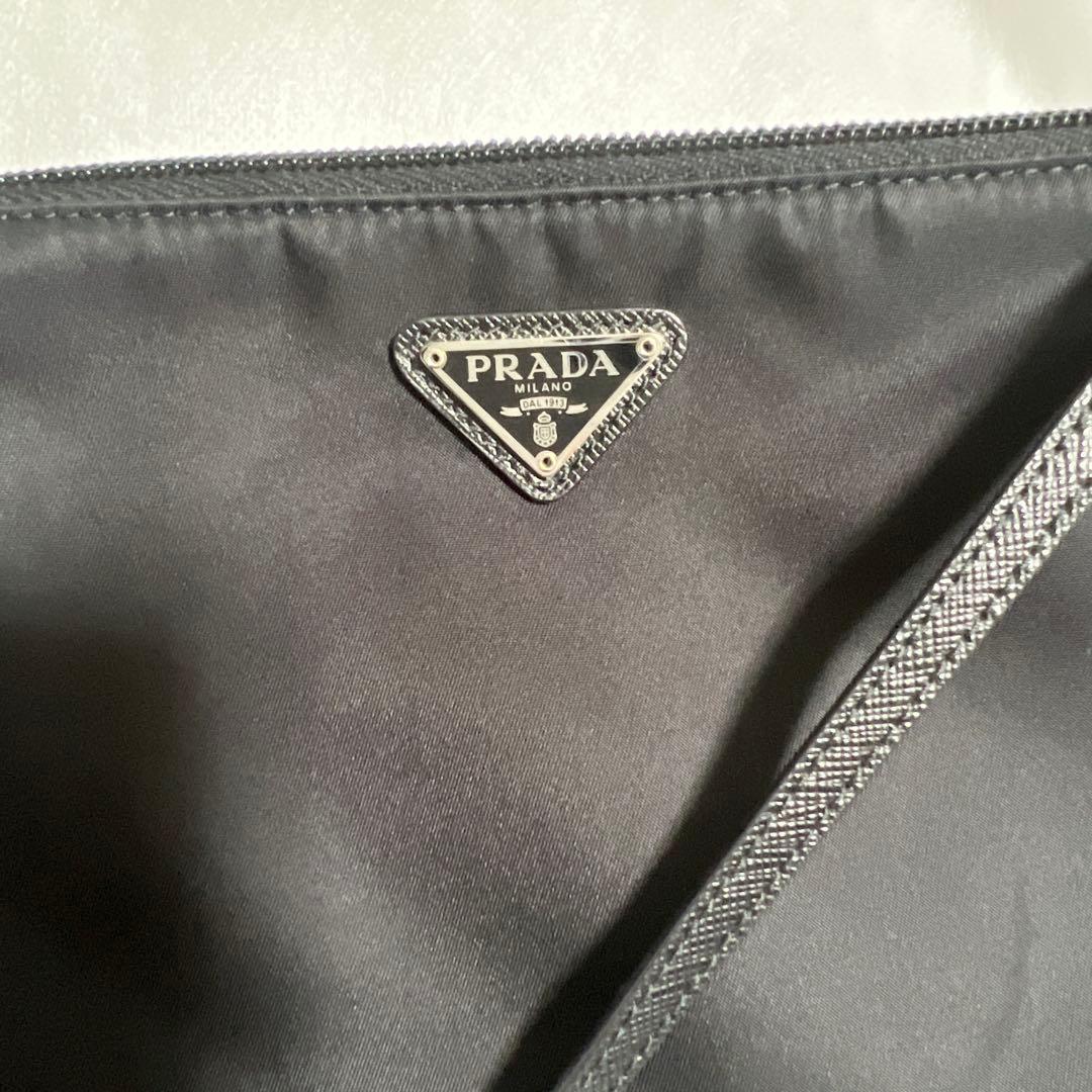 PRADAプラダ★ブラック ナイロンポーチ