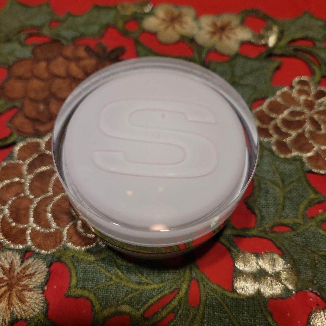 新品です…シスレイヤインテグラル……アイクリーム 15ml ✨