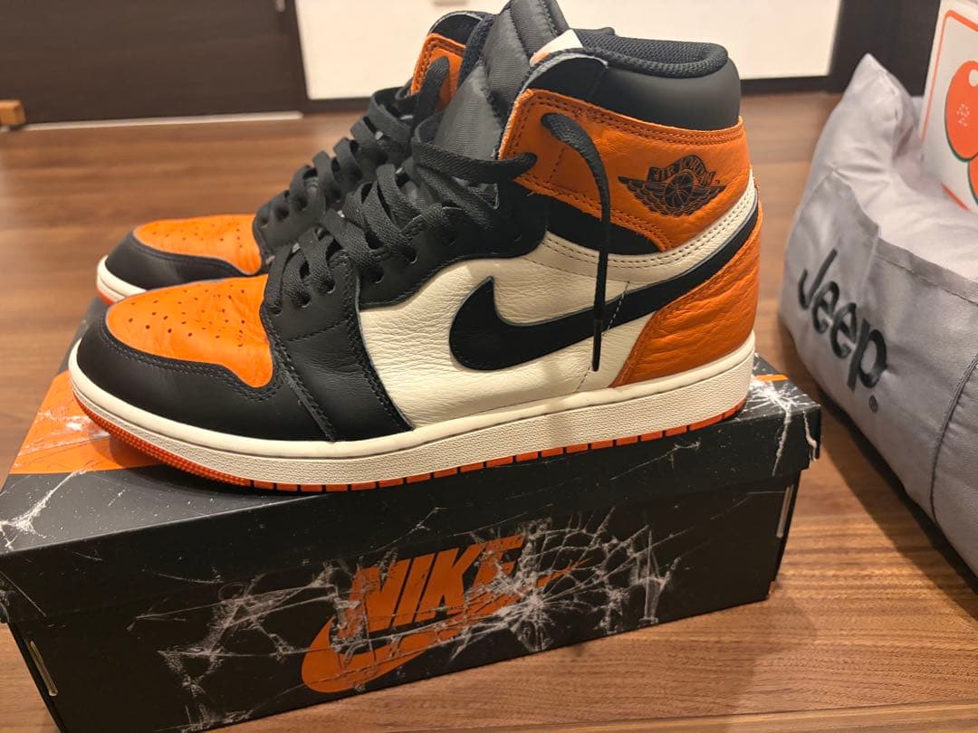 Nike Air Jordan 1 オレンジ/ブラック　シャタバ　28.5cm